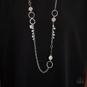 Unapologetic Flirt - silver - necklace